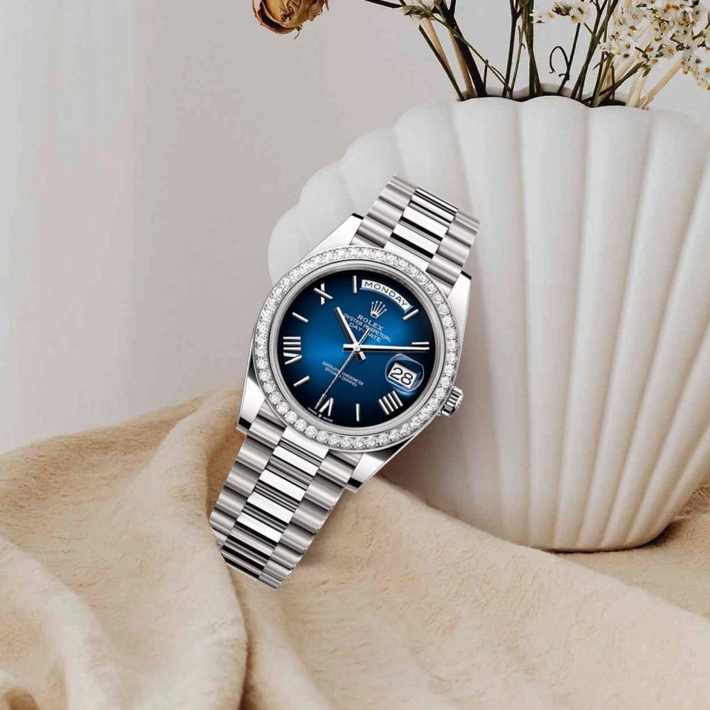 2024 Release Rolex Day-Date 40 mm | 18k white gold President bracelet | Blue ombr dial Diamond bezel | Men's Watch 228349RBR
