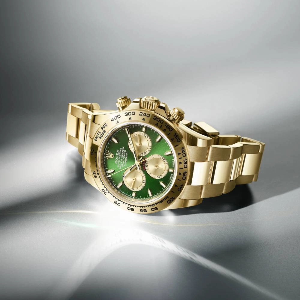 2025 Model Rolex Cosmograph Daytona 40 mm - Ref: 126508-0008 - Bright green Dial, 18k Yellow Gold Oyster Bracelet Watch