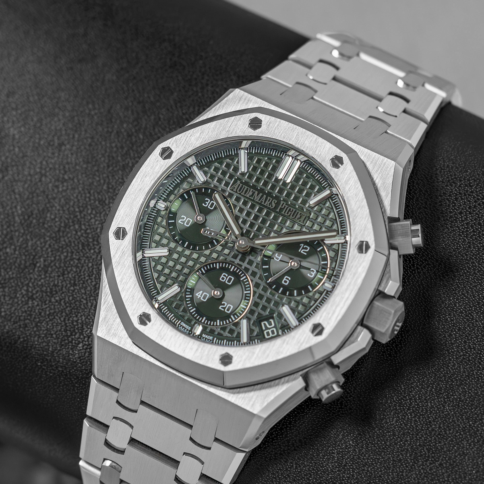 Audemars Piguet Royal Oak 50th Anniversary 26240ST.OO.1320ST.04