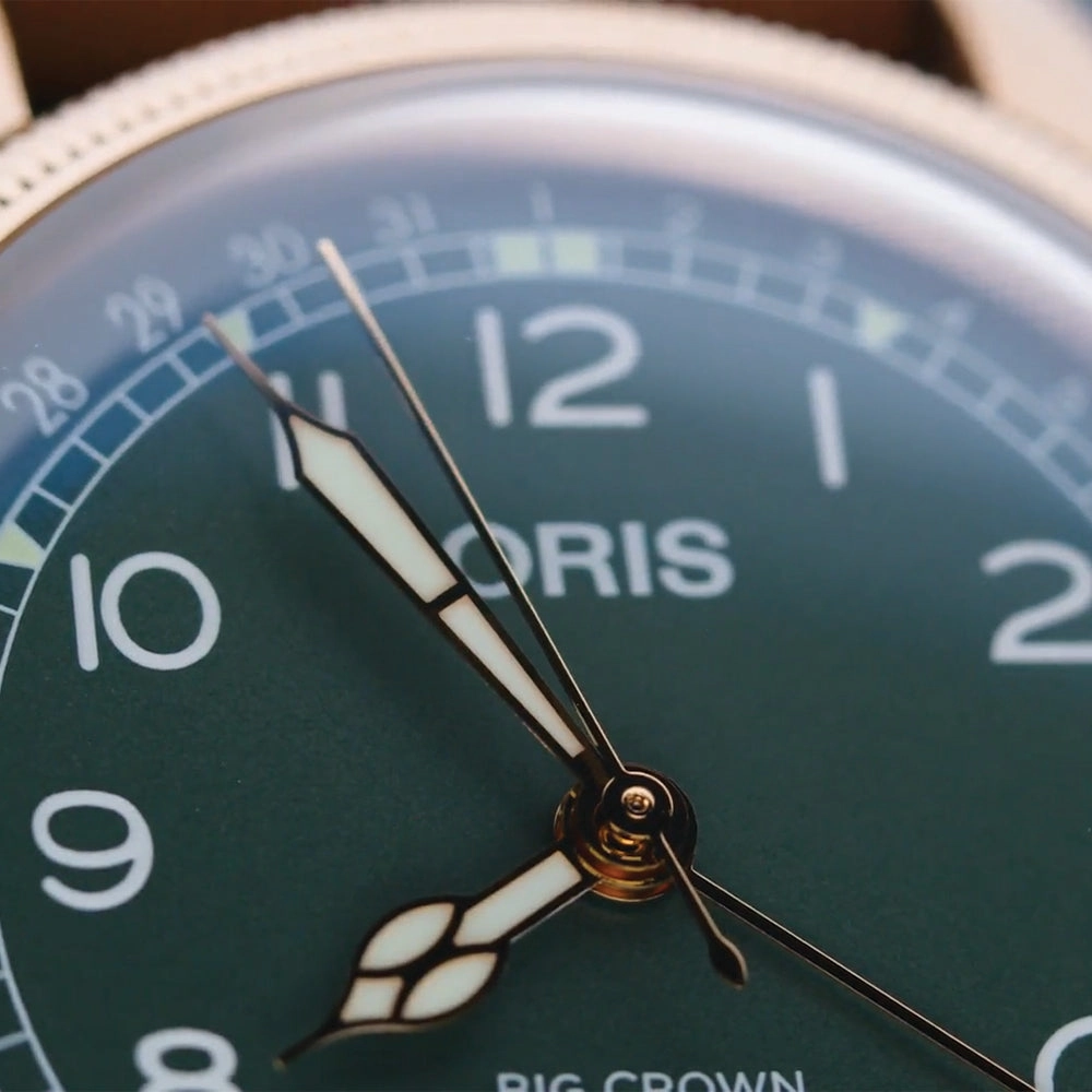 Big Crown Pointer Date 80th Anniversary Edition 40mm - Green on Leather Strap