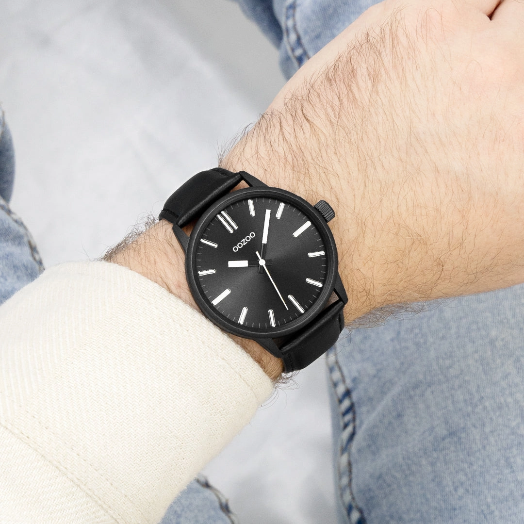 Black OOZOO watch with leather strap - C11404