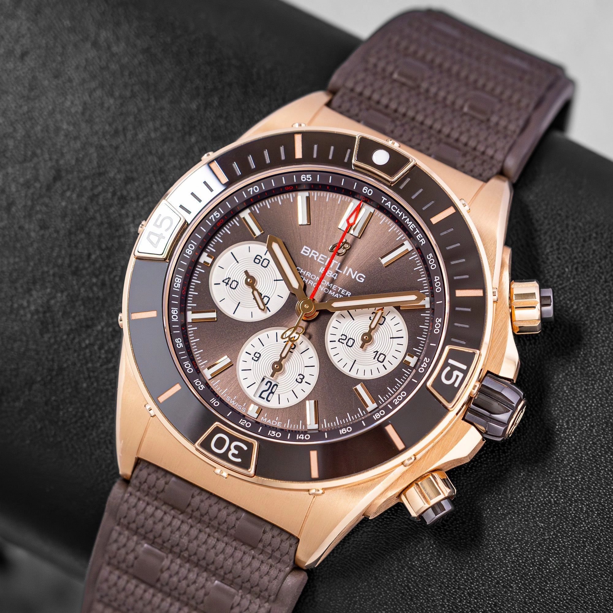 Breitling Super Chronomat B01 RB0136E31Q1S1