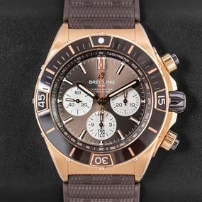 Breitling Super Chronomat B01 RB0136E31Q1S1