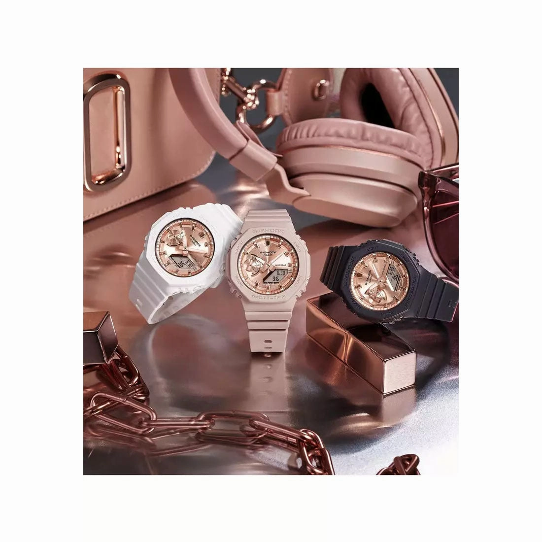 Casio GMA-S2100MD-4AER Women's Analogue-Digital Quartz Watch with Plastic Strap