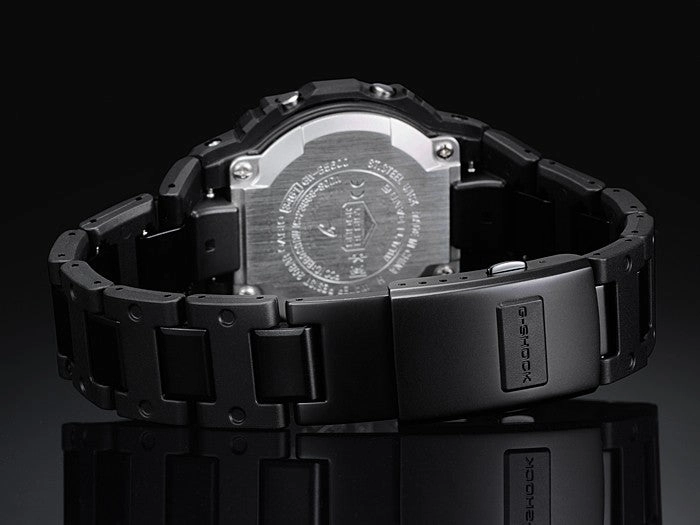 CASIO MASTER OF G Black Digital Quartz Men's Watch GW-B5600BC-1BER