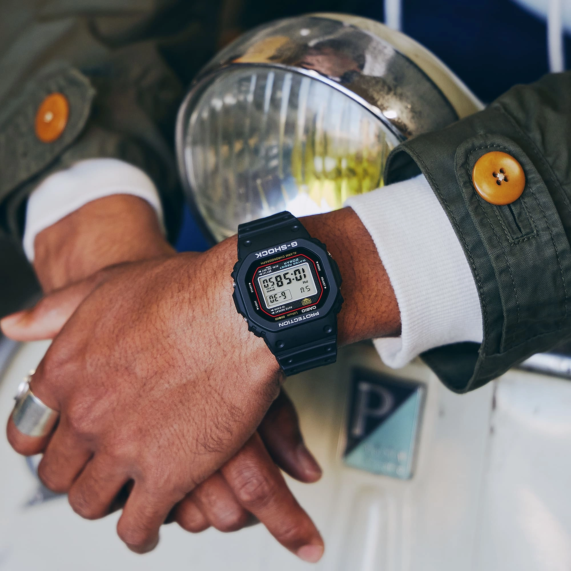 DW5000R-1A