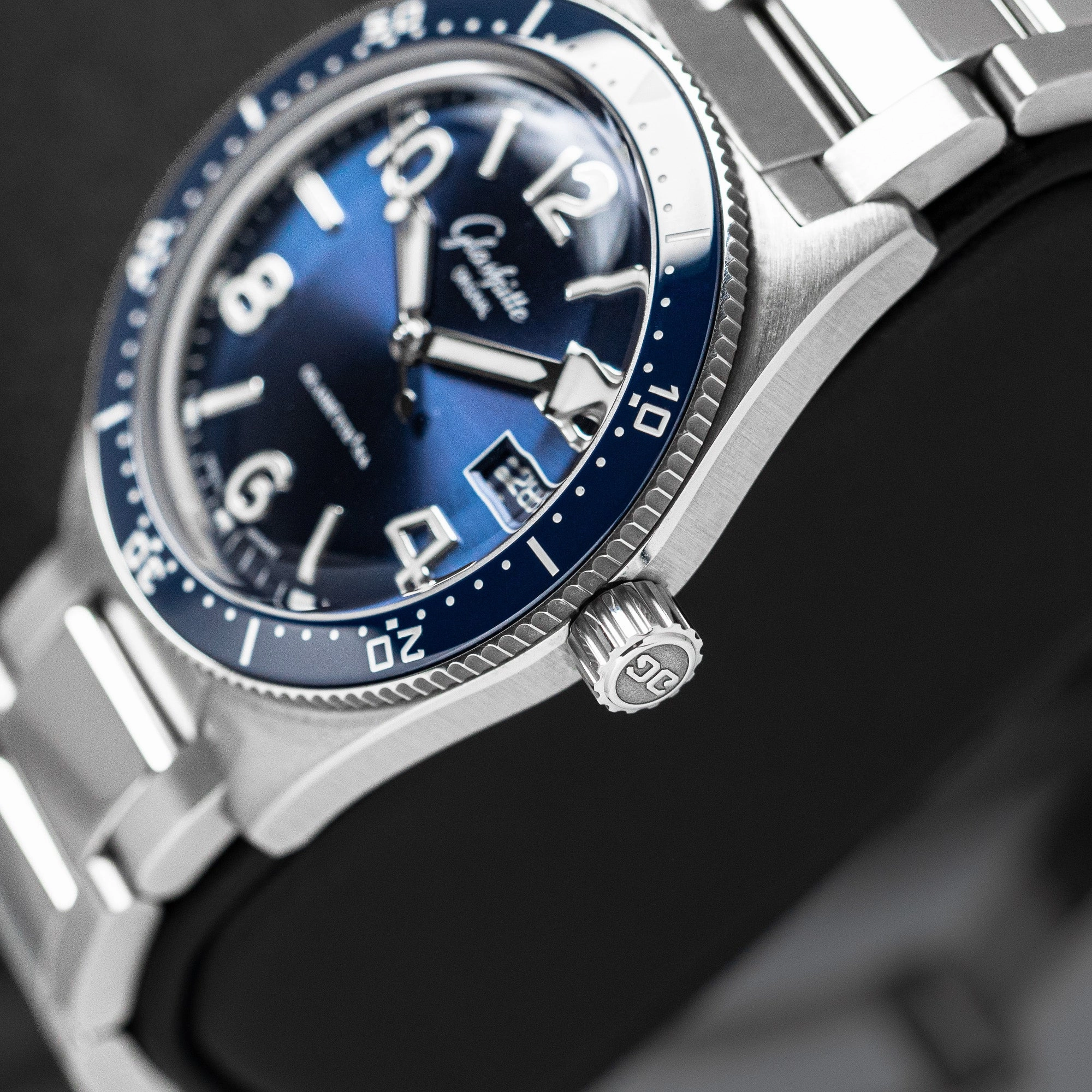 Glashutte Seaq 1-39-11-09-81-70