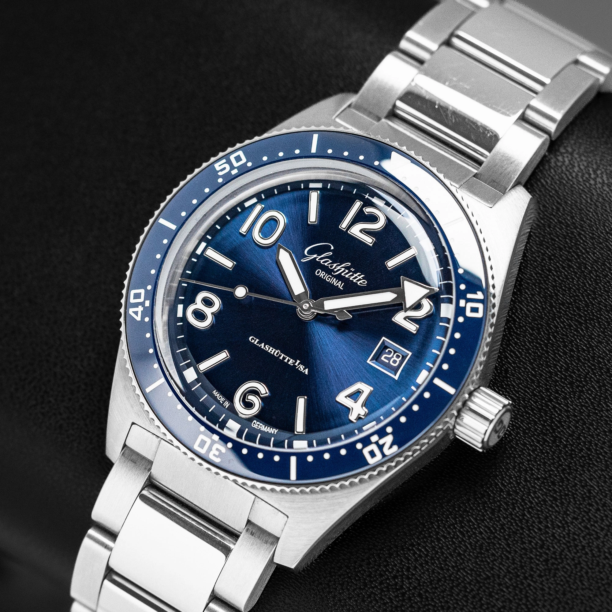 Glashutte Seaq 1-39-11-09-81-70