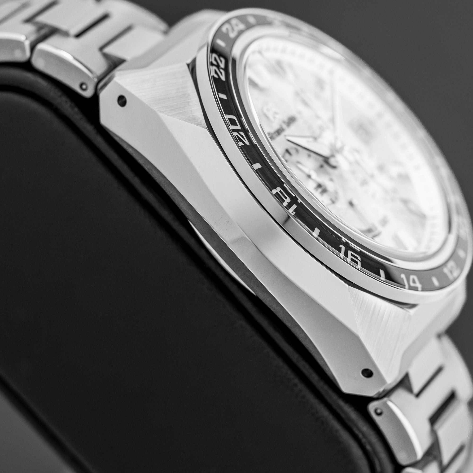 Grand Seiko Spring Drive Chronograph SBGC253