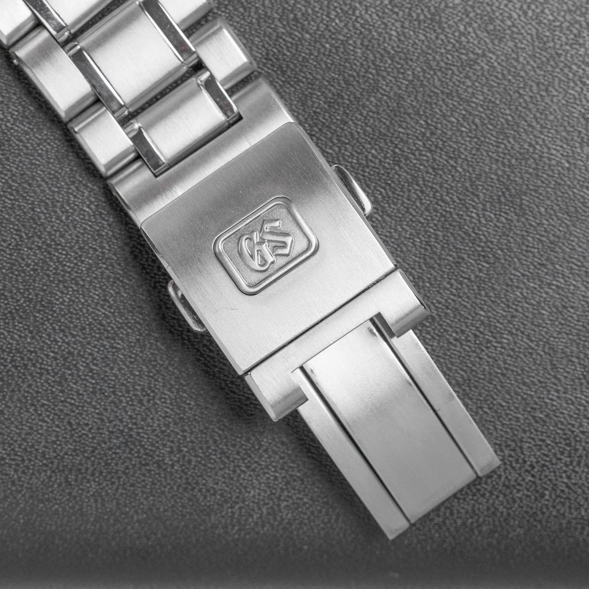 Grand Seiko Spring Drive SBGA011