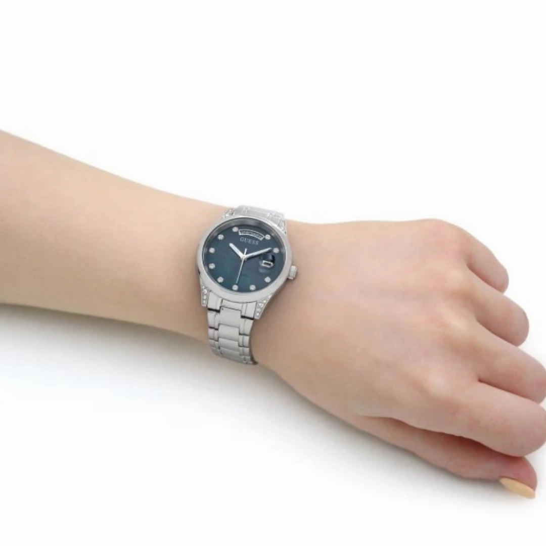 Guess - GW0047L1