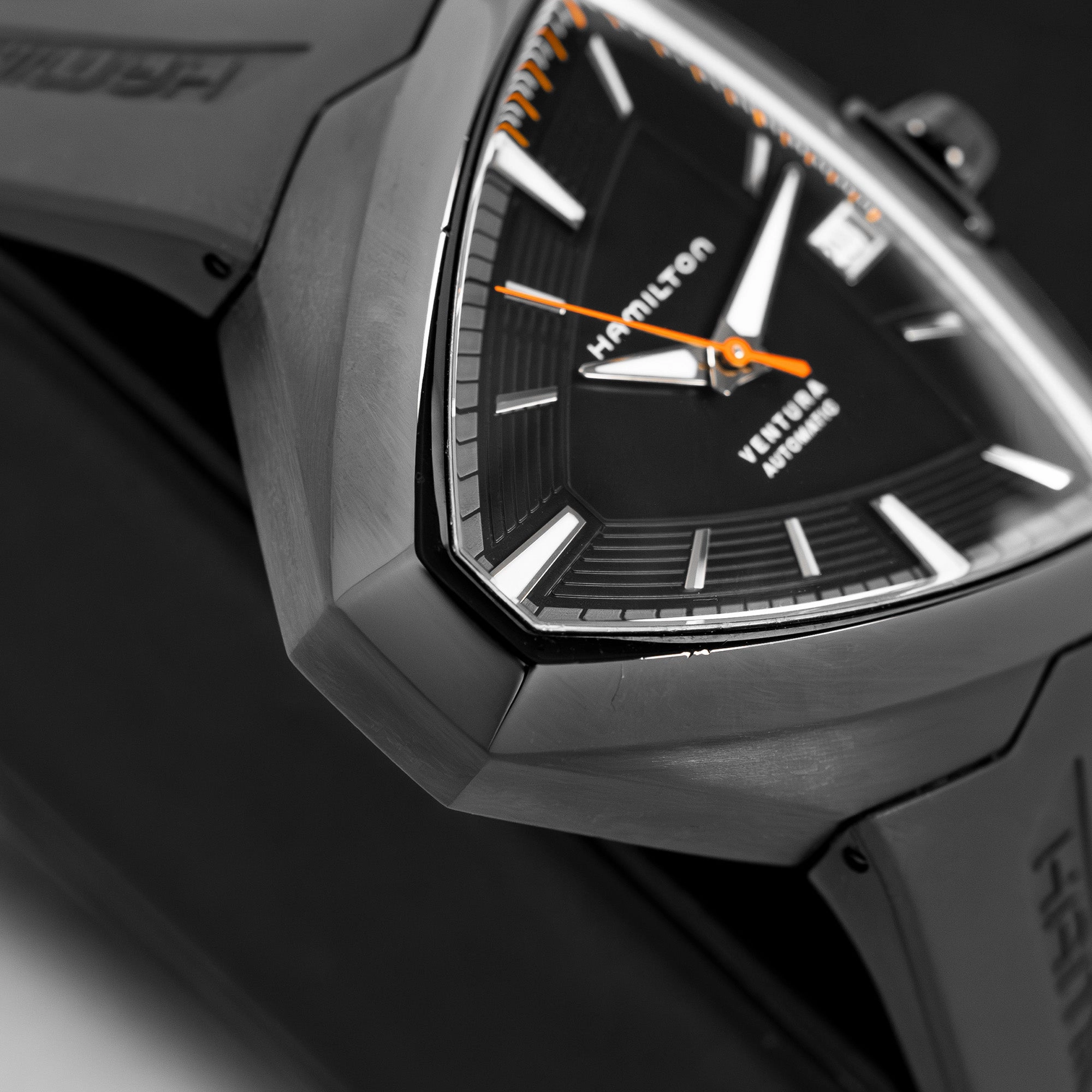 Hamilton Ventura ELVIS80 H245850