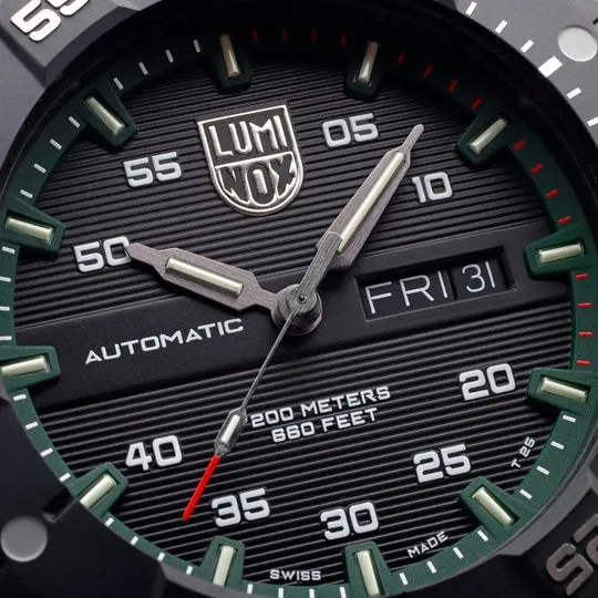 Luminox Master Carbon SEAL Automatic Mens Dive Watch XS.3877