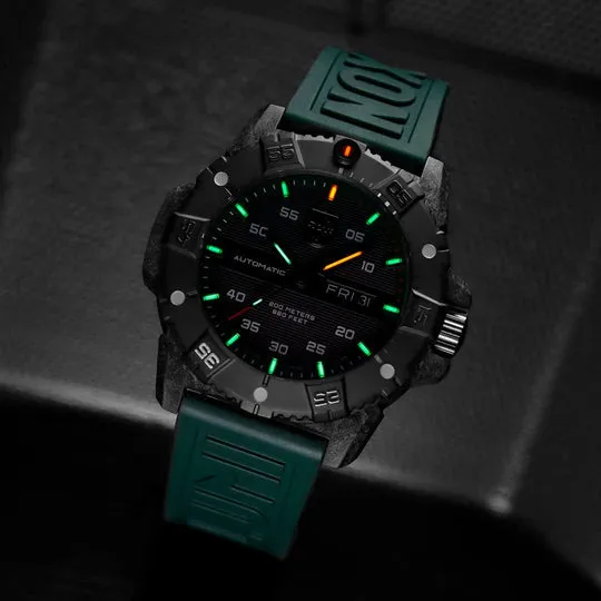 Luminox Master Carbon SEAL Automatic Mens Dive Watch XS.3877