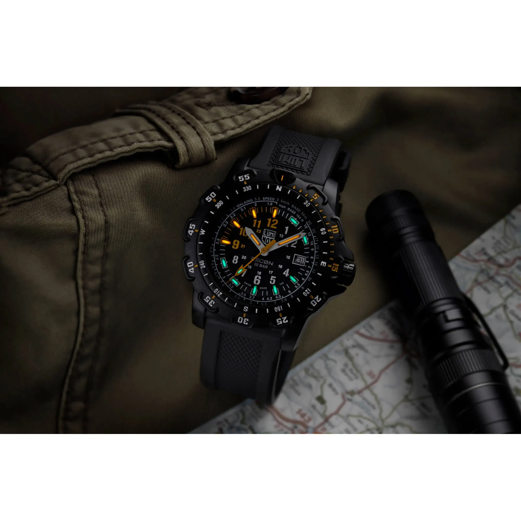 Luminox Men's Watch Set - Recon Point Man Rotating Bezel Black Strap | XL.8825.H.SET