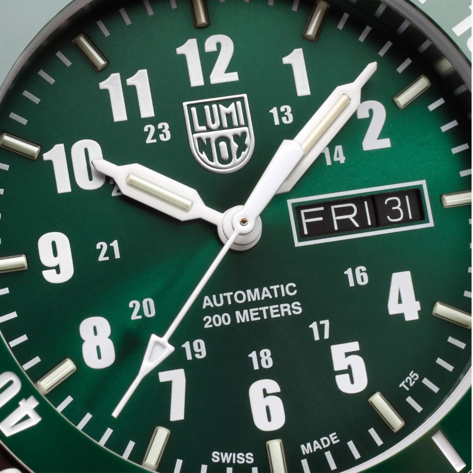 Luminox Men's Watch - Sport Timer Automatic Green Dial Steel Bracelet Dive | XS.0937