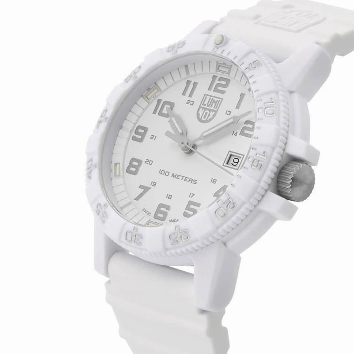 Luminox Men's Quartz Watch - Sea Turtle Giant 0320 Series White Dial Strap | 0327.WO