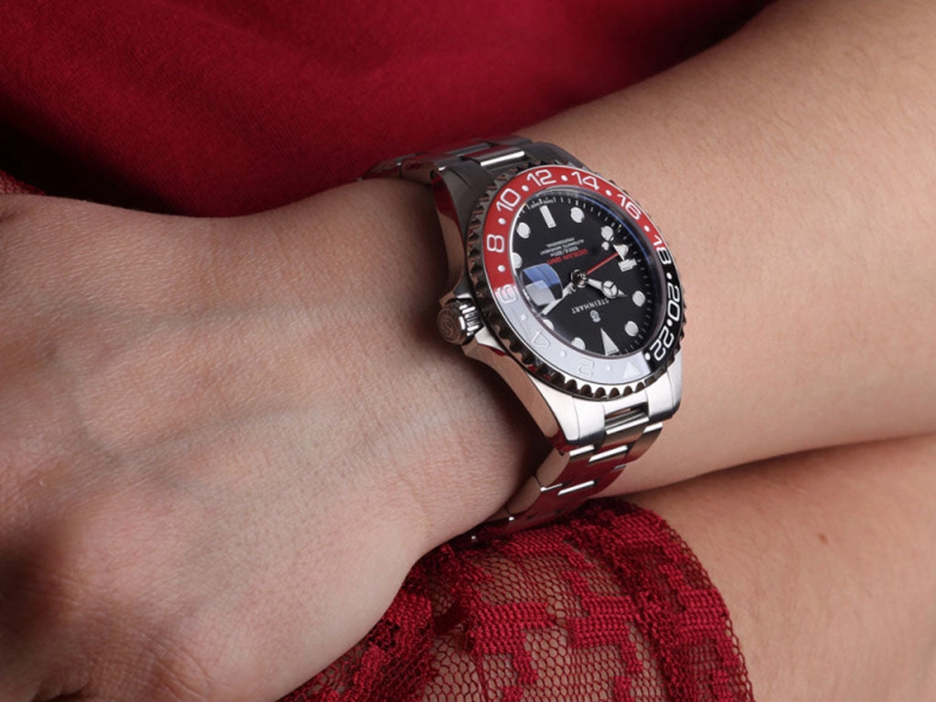 Ocean 39 GMT Black/Red Ceramic