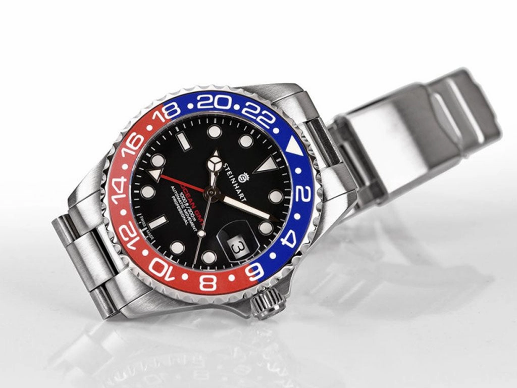 Ocean 39 GMT Blue/Red Ceramic