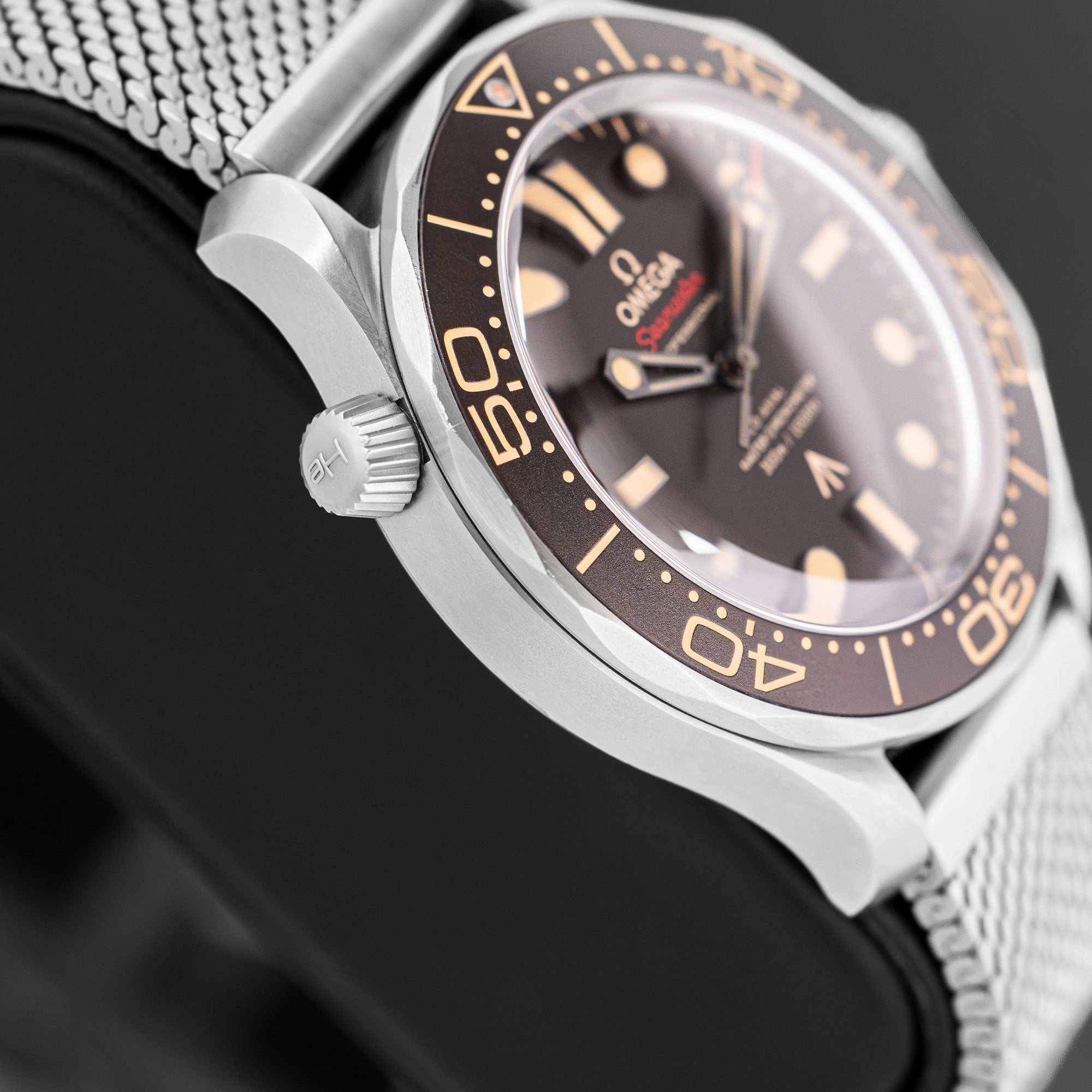Omega Seamaster Diver 300M 007 210.90.42.20.01.001