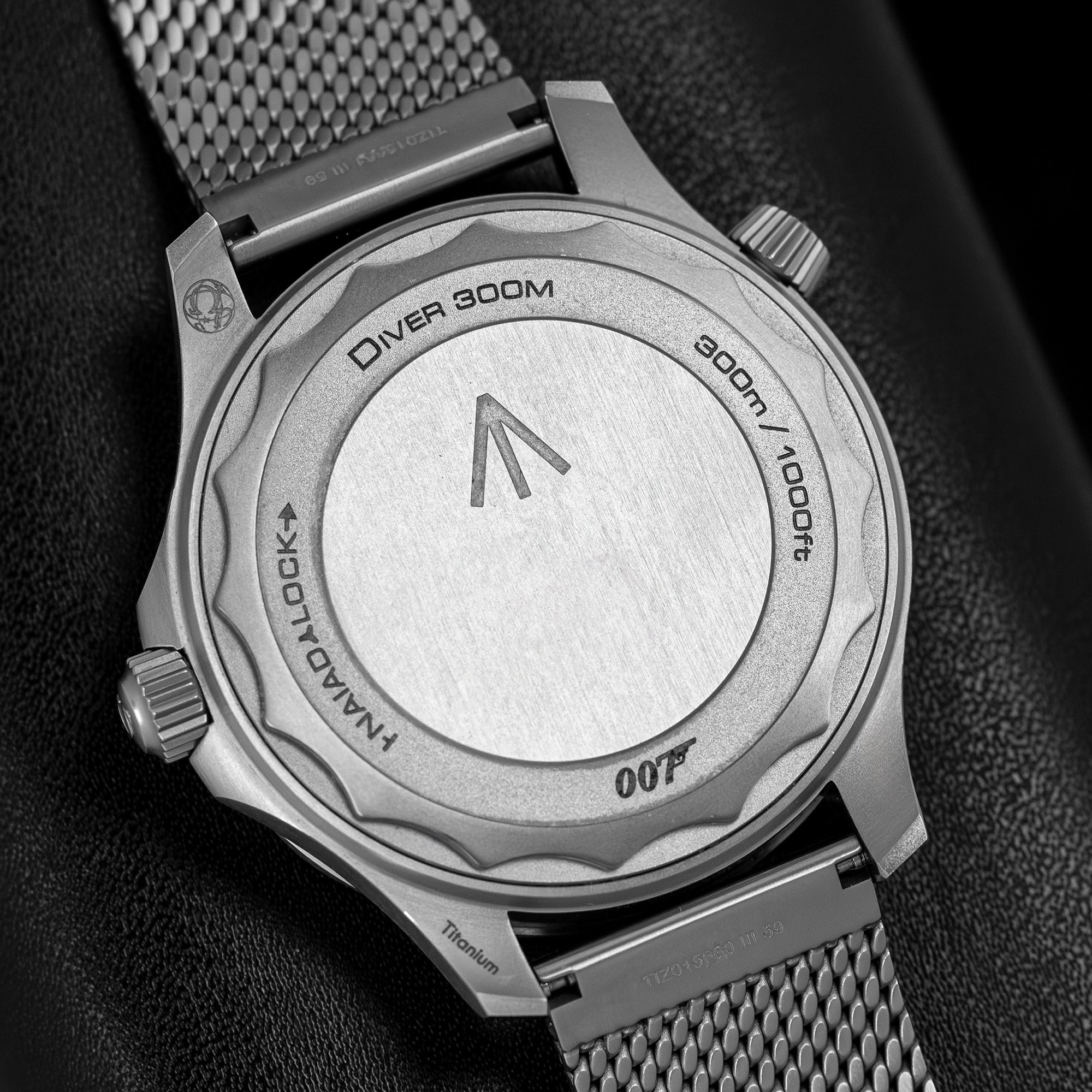 Omega Seamaster Diver 300M 007 210.90.42.20.01.001