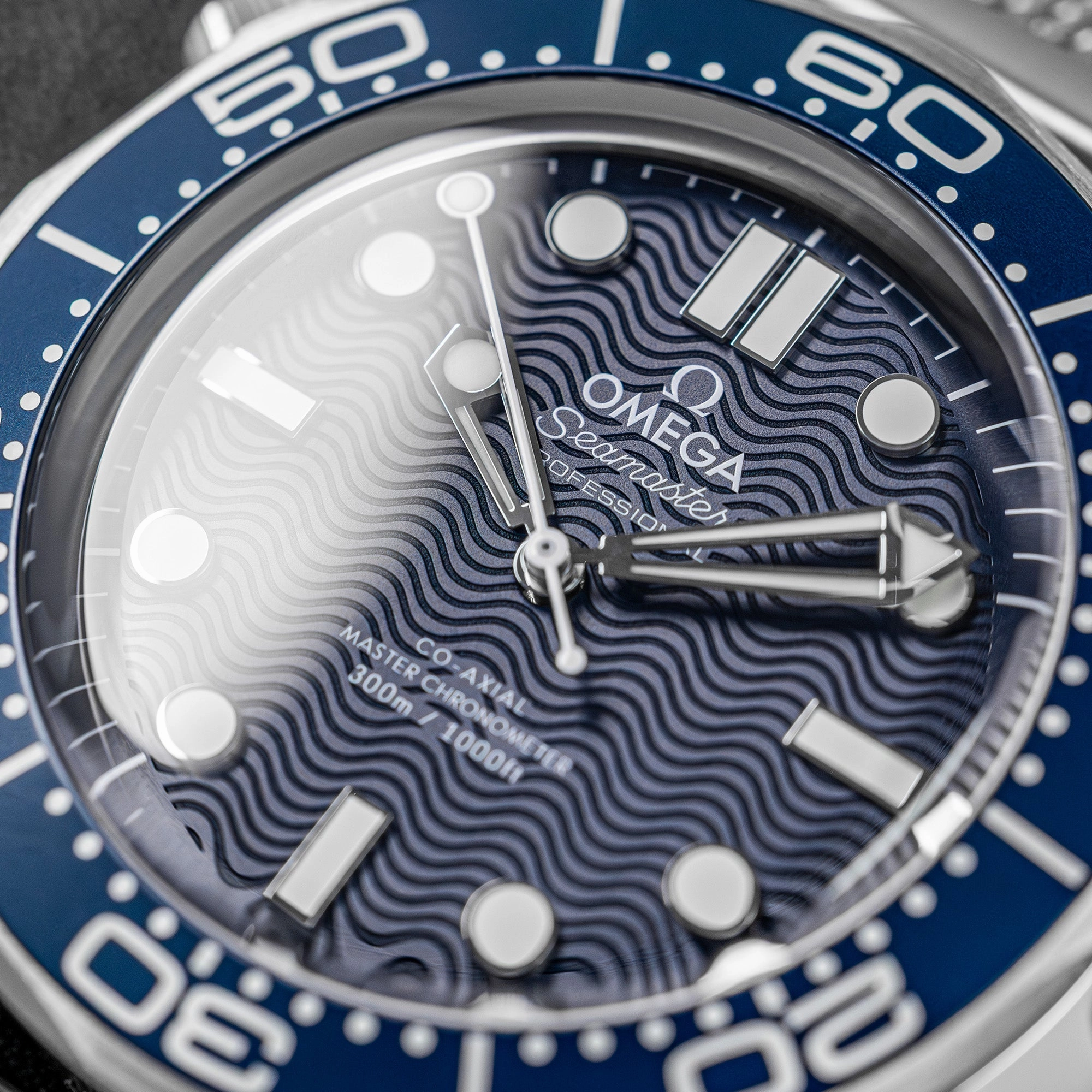 Omega` Seamaster Diver 300M 210.30.42.20.03.002