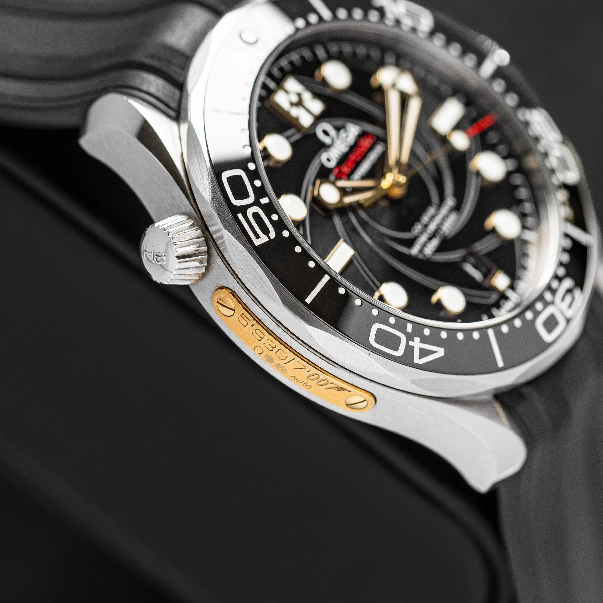 Omega Seamaster James Bond 210.22.42.20.01.004
