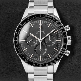 Omega Speedmaster 31130403001001