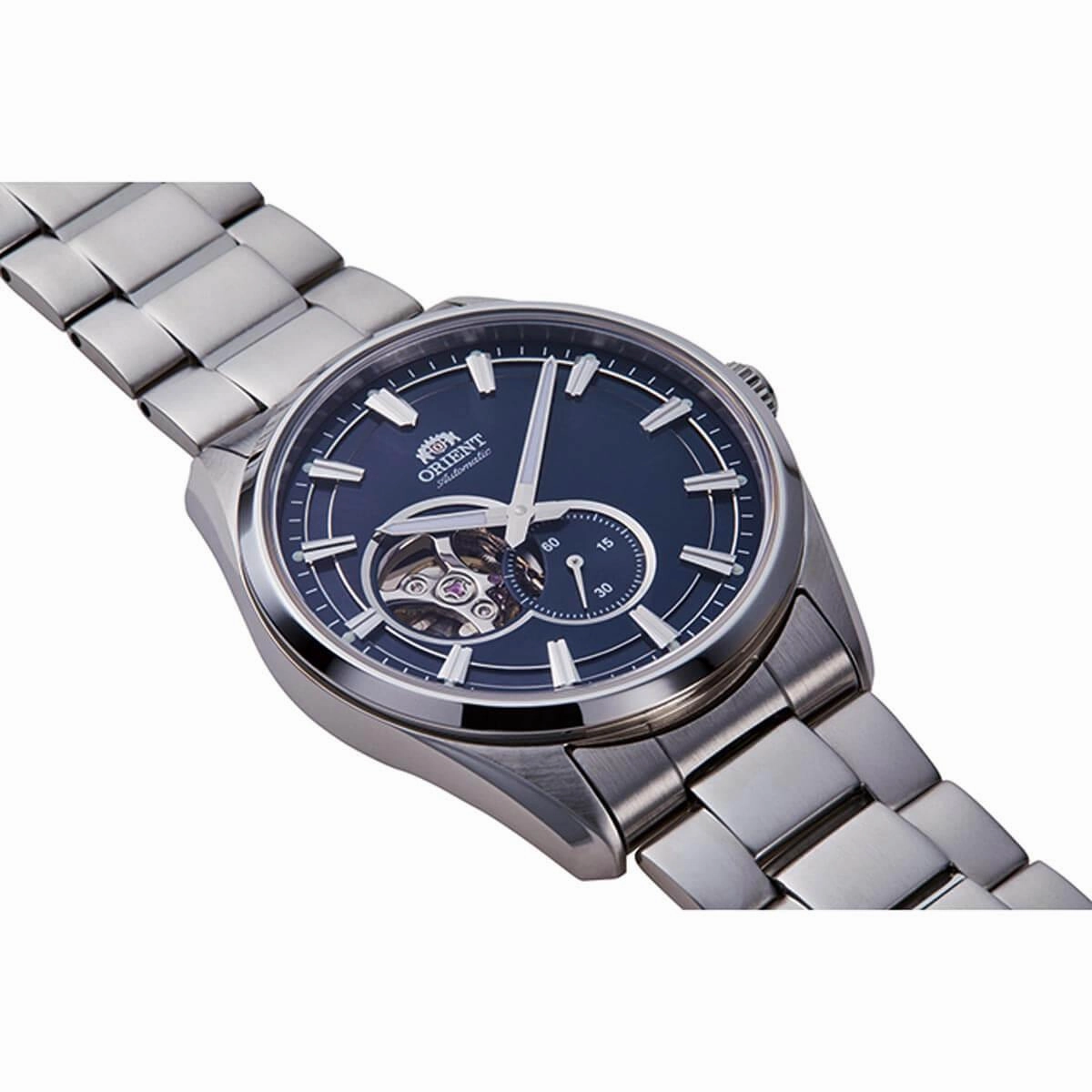Orient Men's Mechanical Watch - Contemporary Stainless Steel Bracelet | AR0003L10B