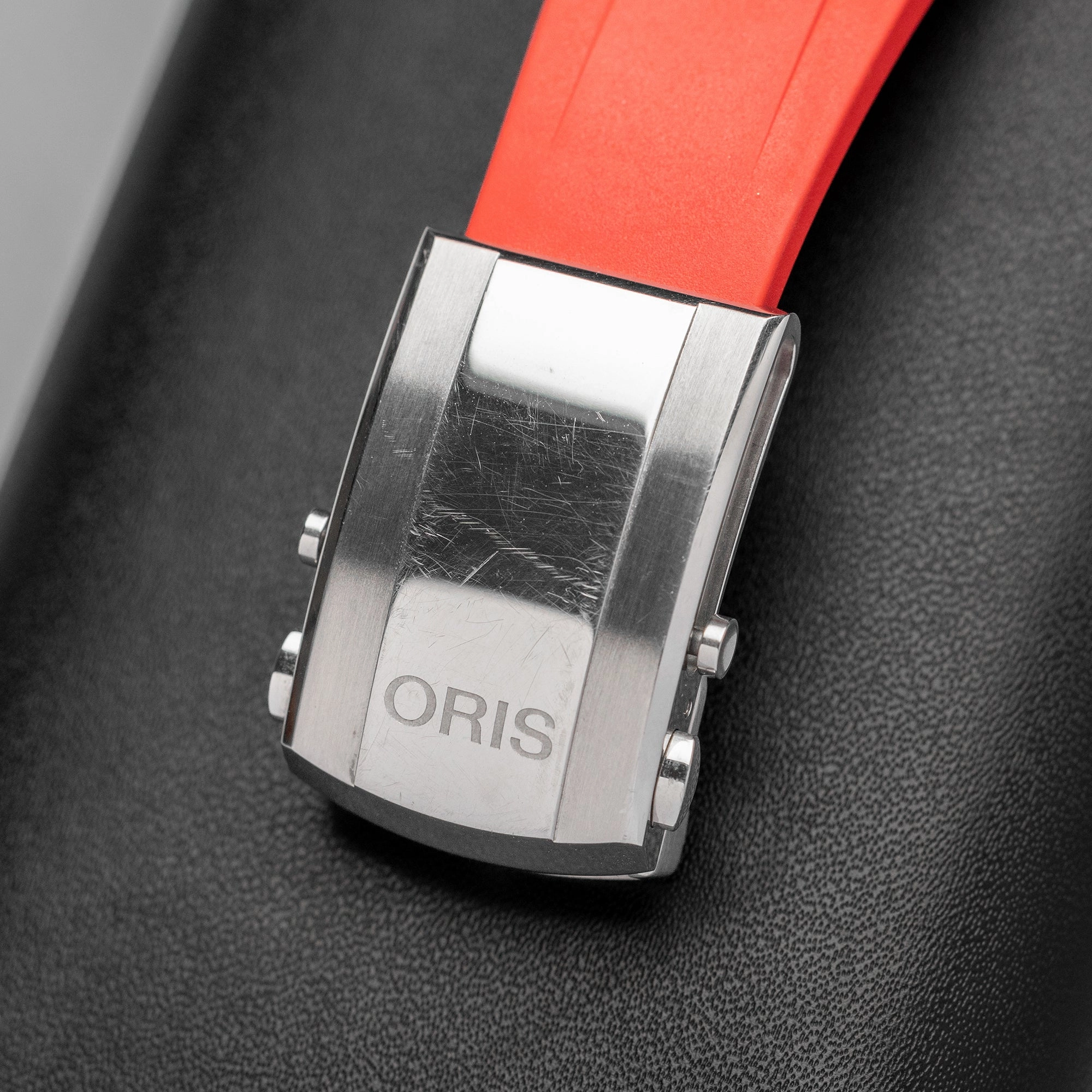 Oris Aquis Date Relief 01 733 7730 4153