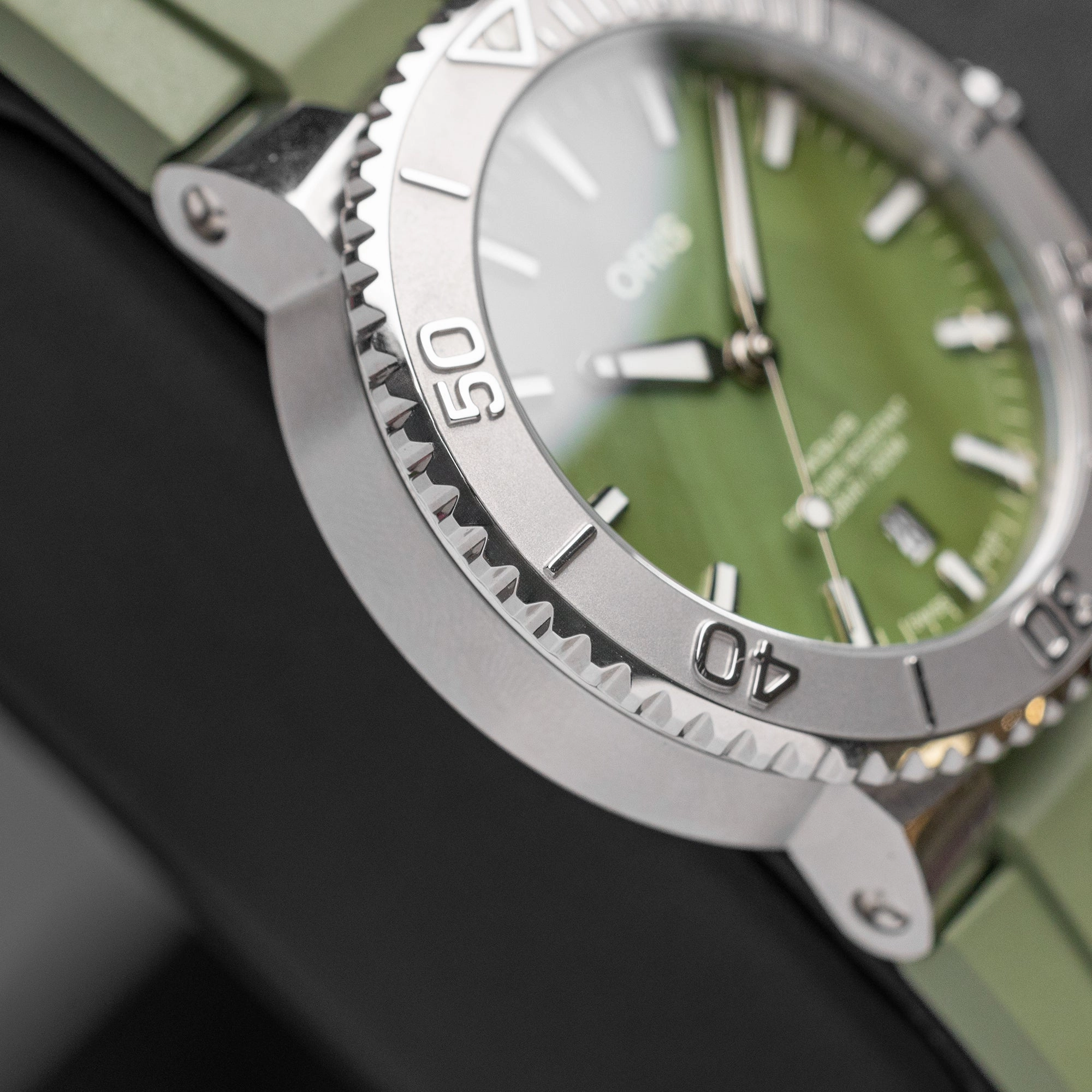Oris Aquis New York Harbor Edition 01 733 7766 4187
