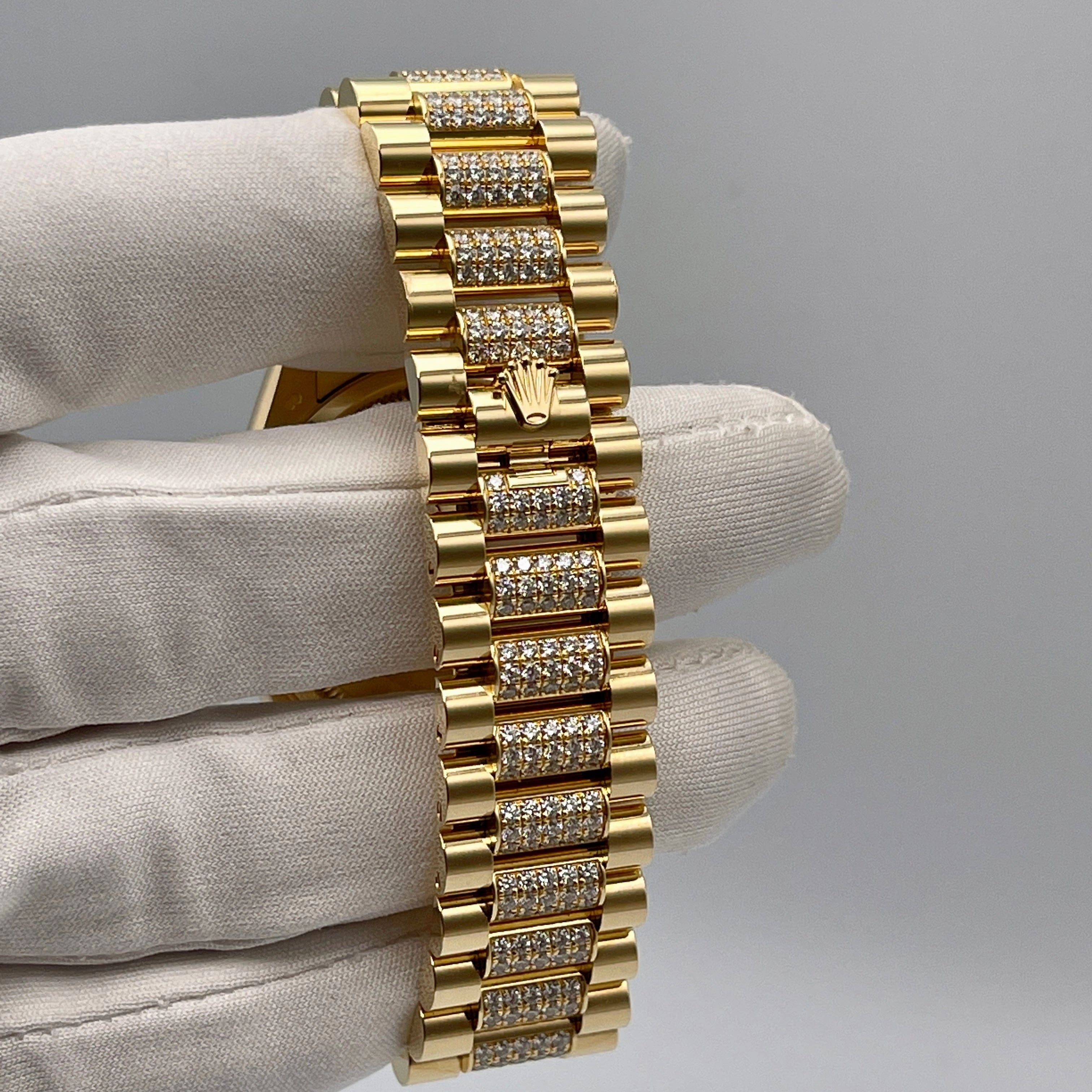 Rolex Day-Date 36 128238 Yellow Gold Champagne Diamond Dial