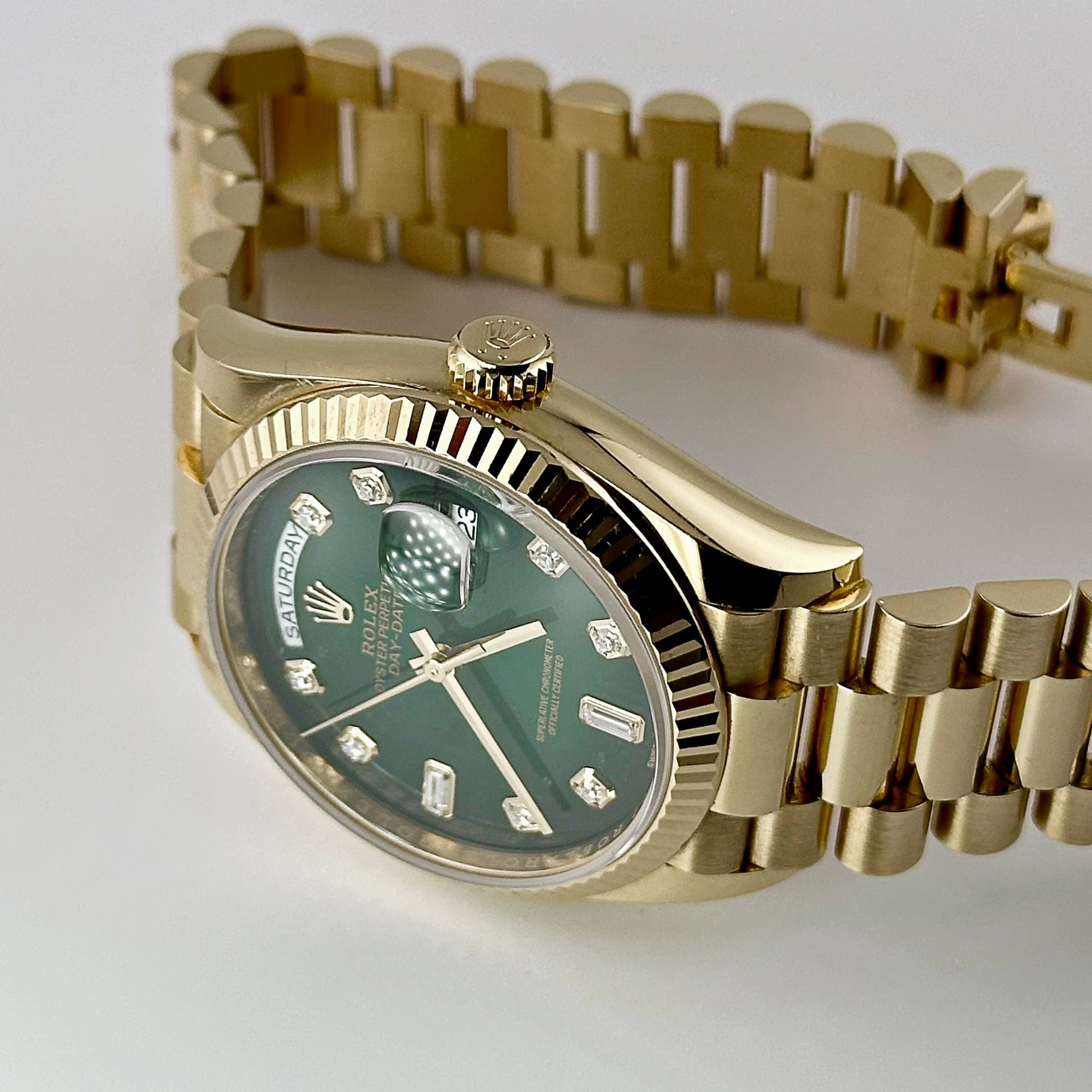 Rolex Day-Date 36 128238 Yellow Gold Green Ombr Diamond Dial