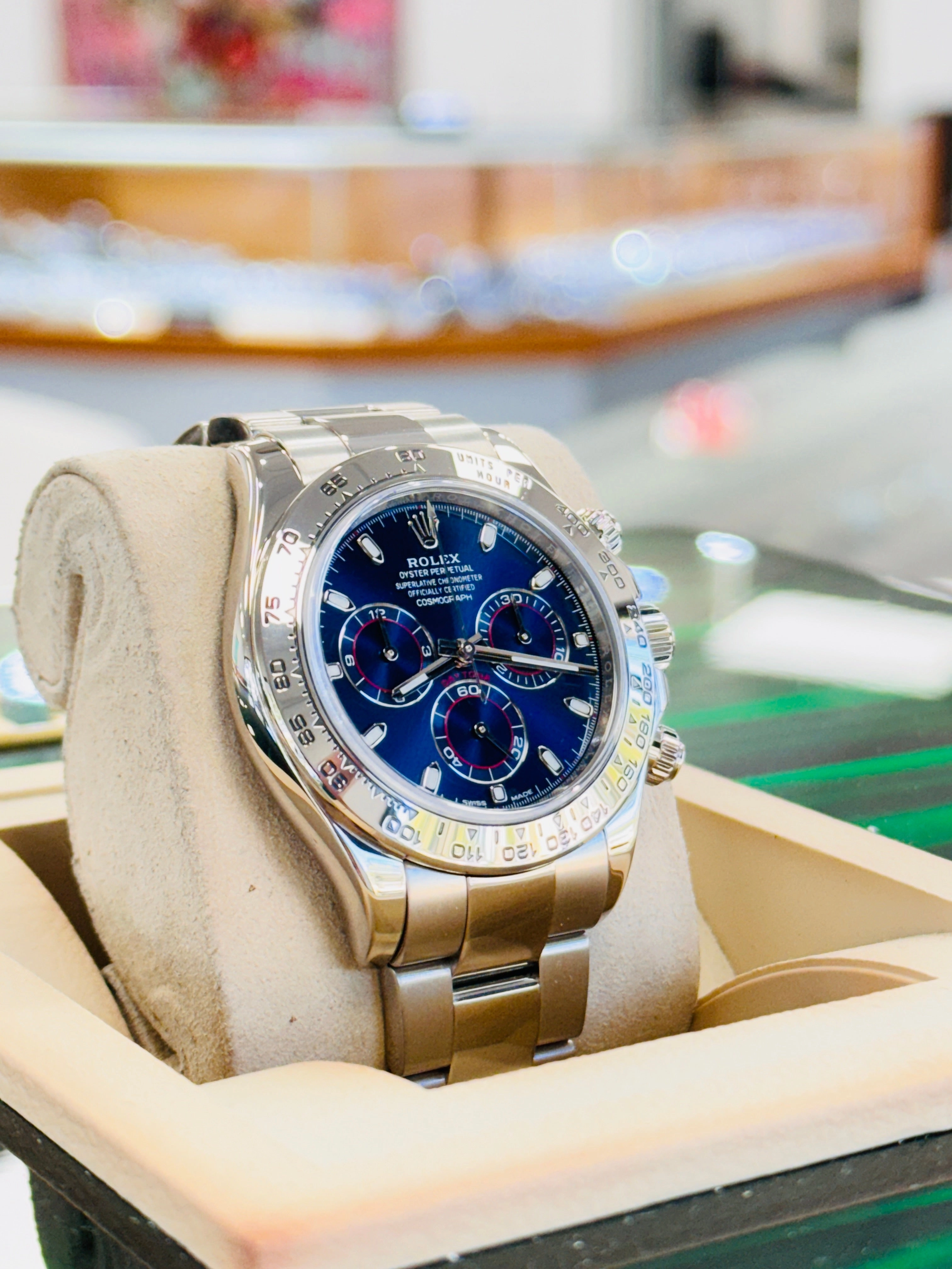 Rolex Daytona 116509 40 White Gold Cosmograph Blue Index Dial Box and Papers MINT