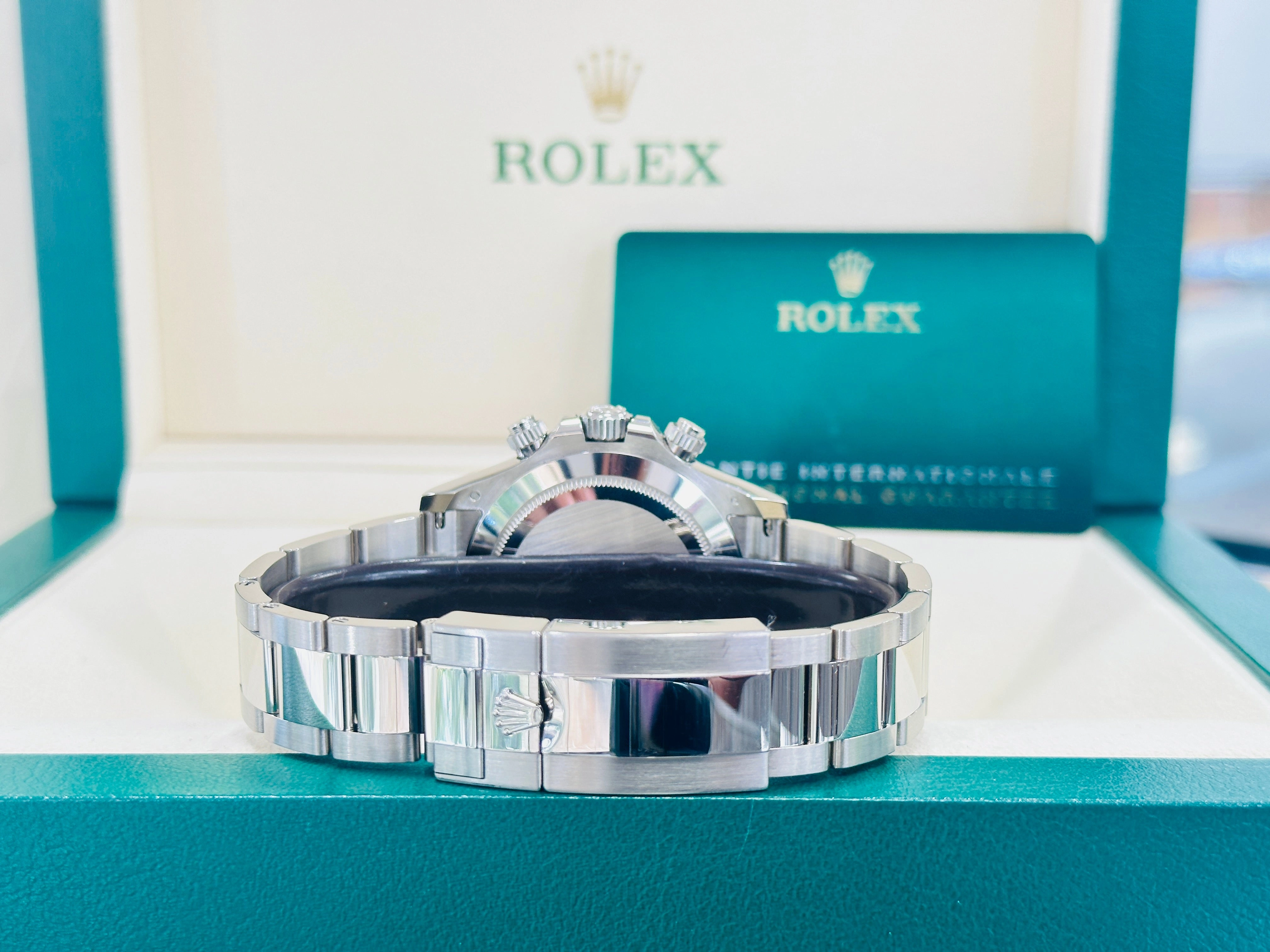 Rolex Daytona 116509 Factory Diamond Mother Of Pearl Dial Box and Papers Unworn