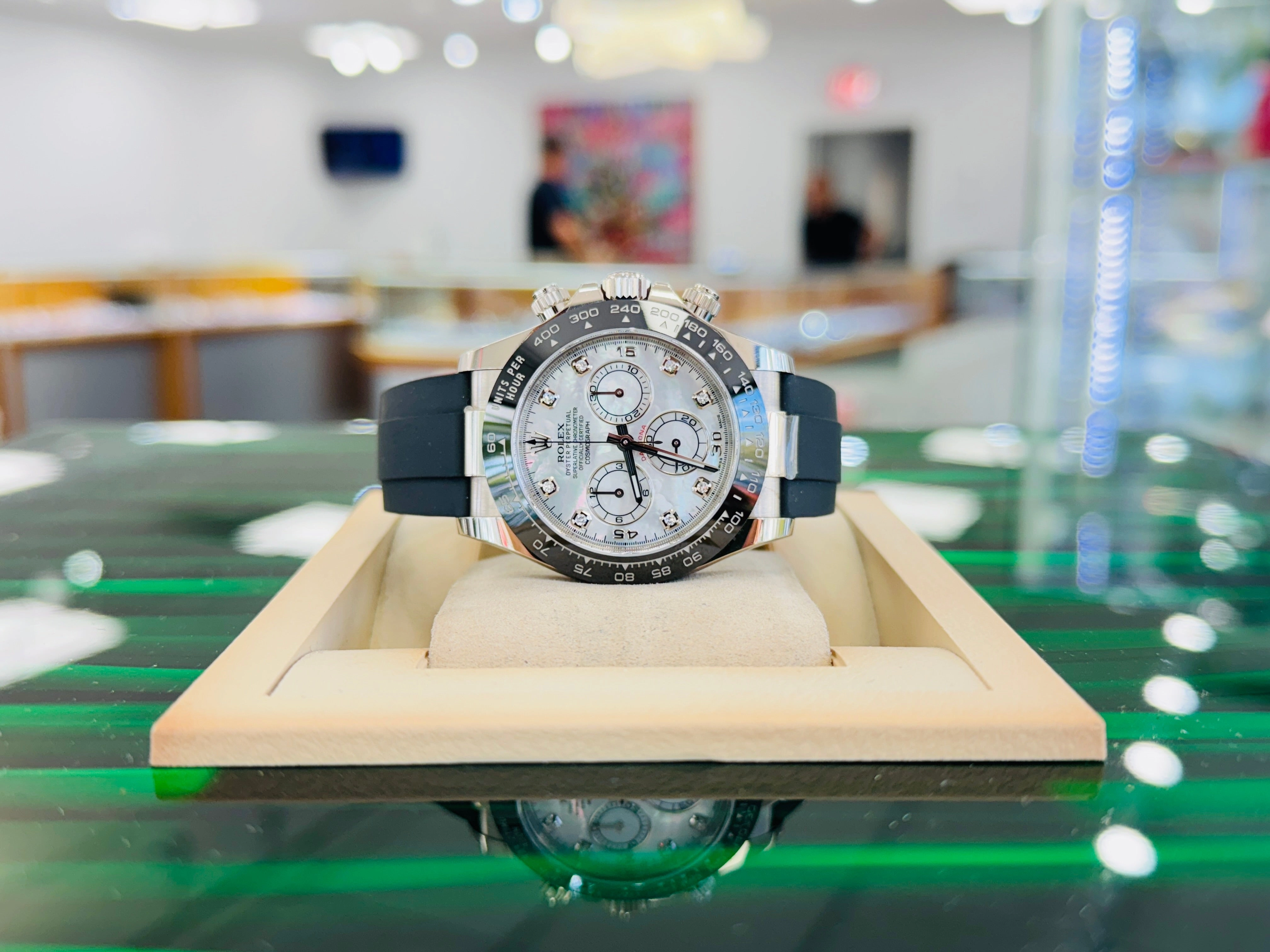 Rolex Daytona 116519LN  White Gold Oysterflex Factory  Mother Of Pearl Diamond Dial  Box And Papers  MINT