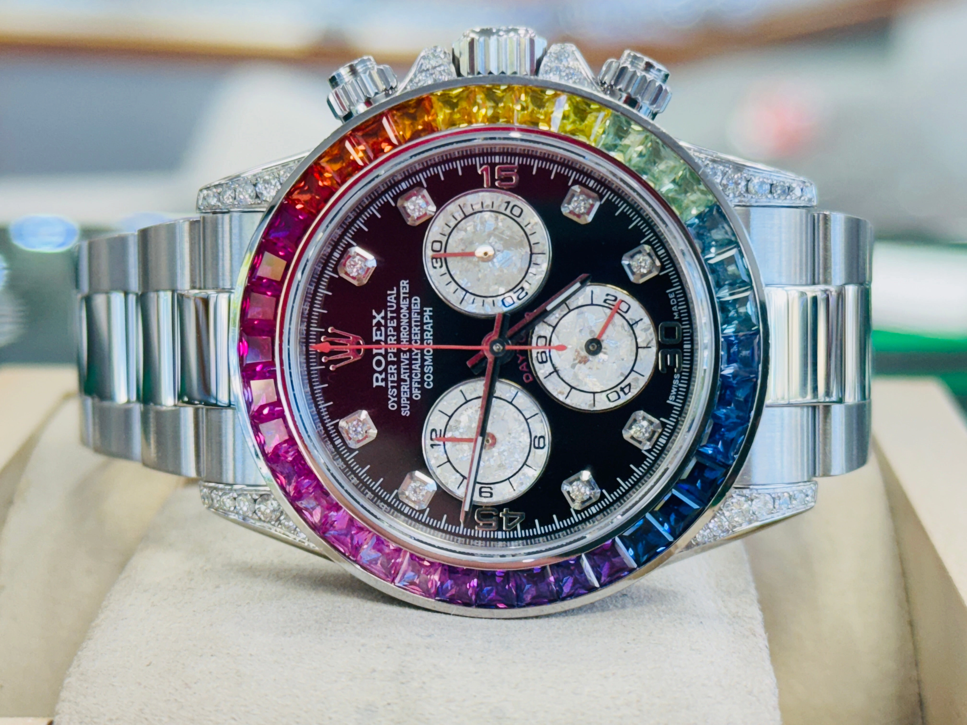 Rolex Daytona 116520 40mm Steel-Custom Rainbow Bezel-Diamond Lugs Black Dial