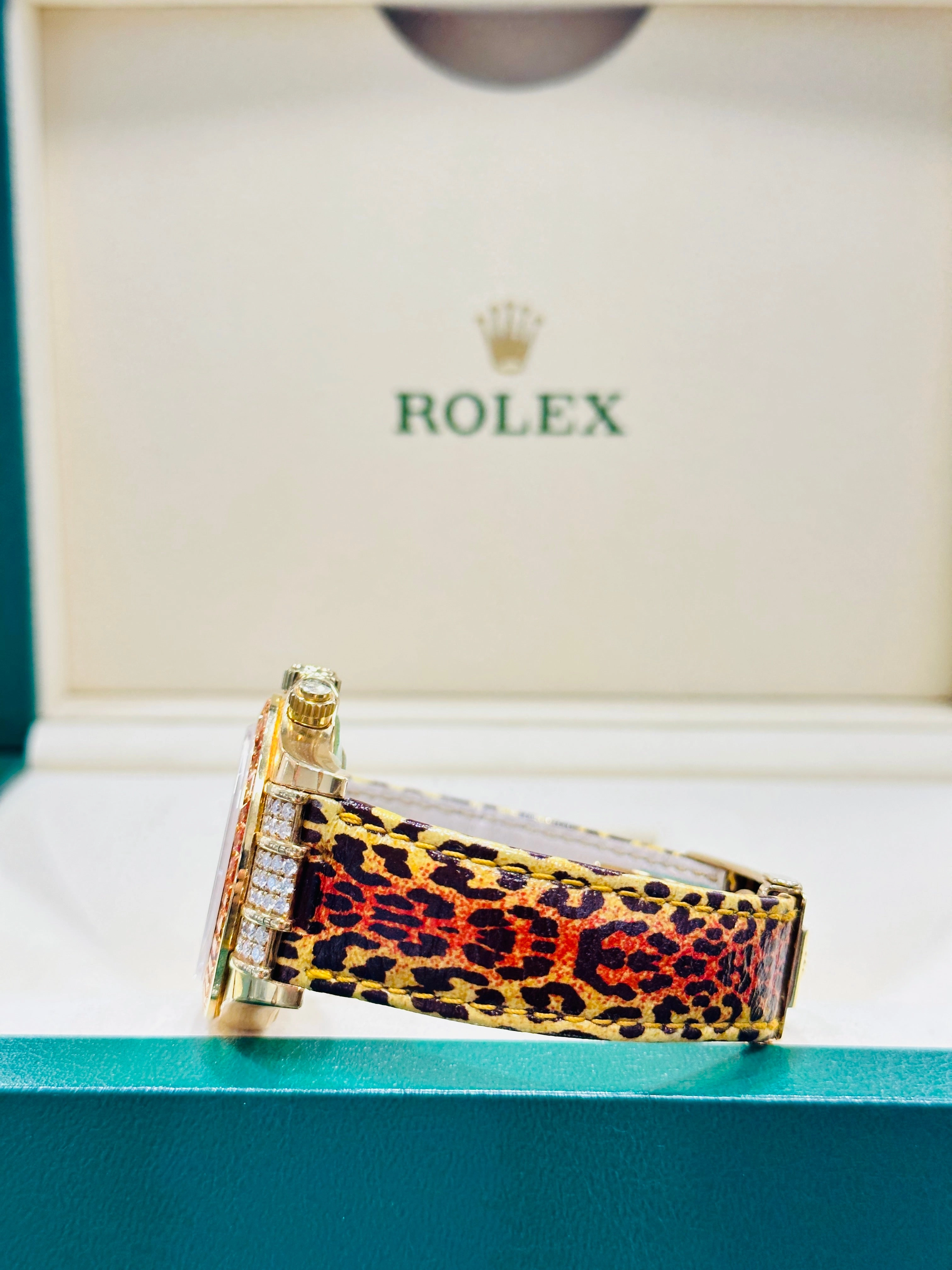 Rolex Daytona 116598 Saco Factory Leopard Unworn