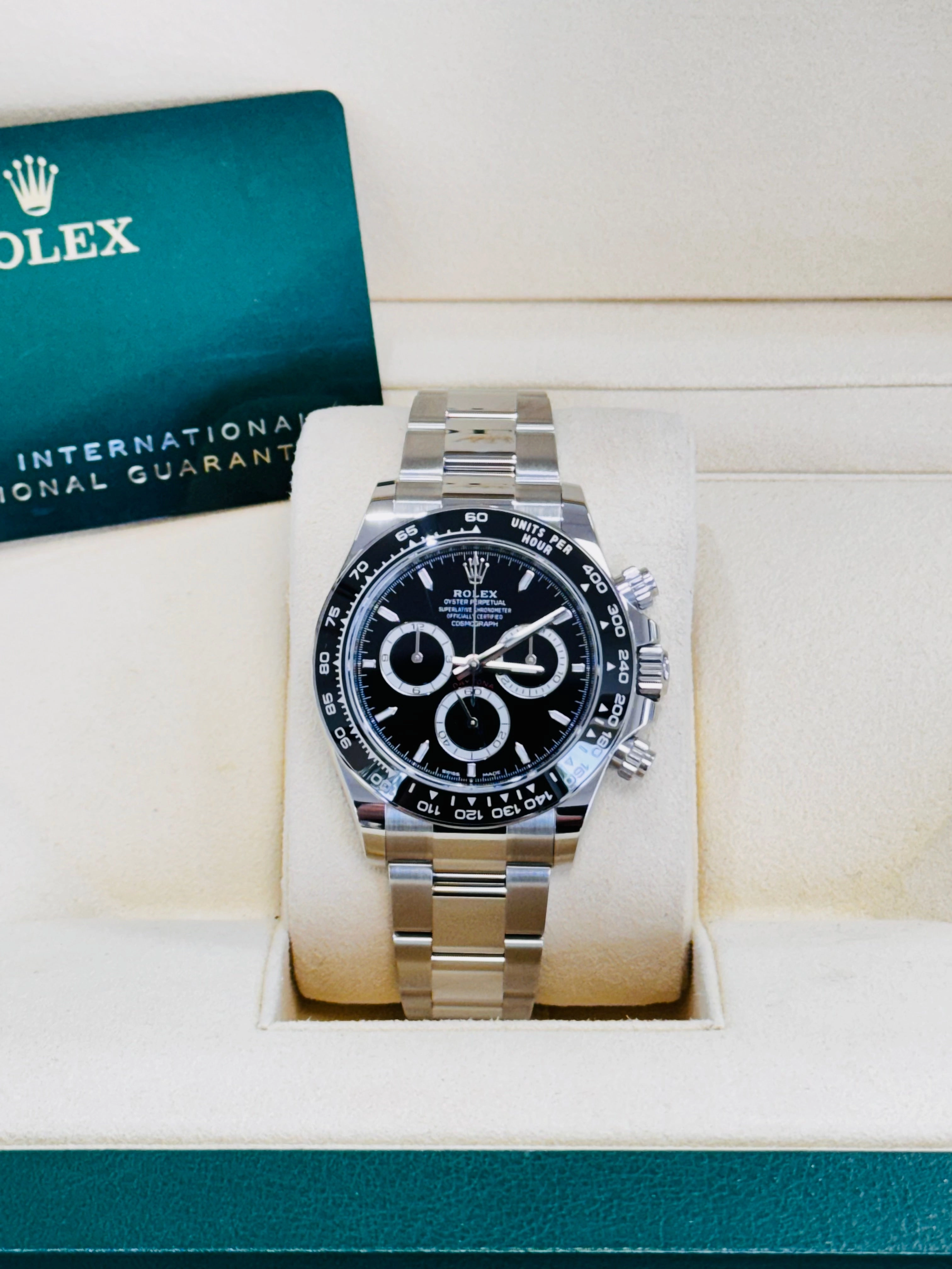 Rolex Daytona 126500 LN Black Cerachrom Bezel Black Index Dial Oyster Bracelet Box / Papers UNWORN