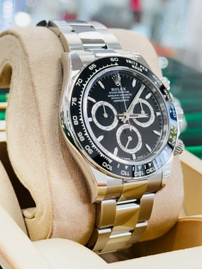 Rolex Daytona 126500 LN Black Cerachrom Bezel Black Index Dial Oyster Bracelet Box / Papers UNWORN