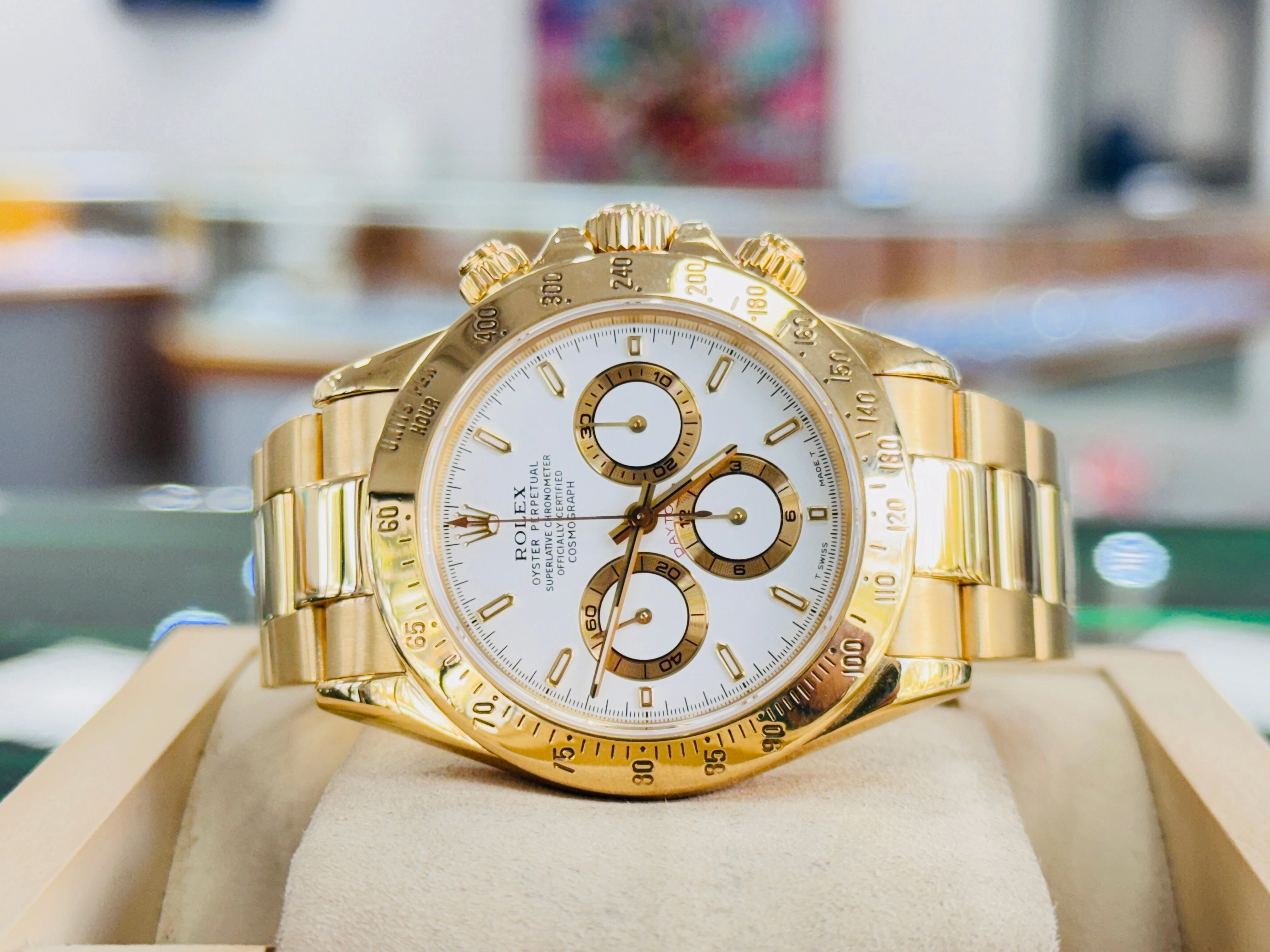 Rolex Daytona Chronograph 16528 18k Yellow Gold White Dial ZENITH