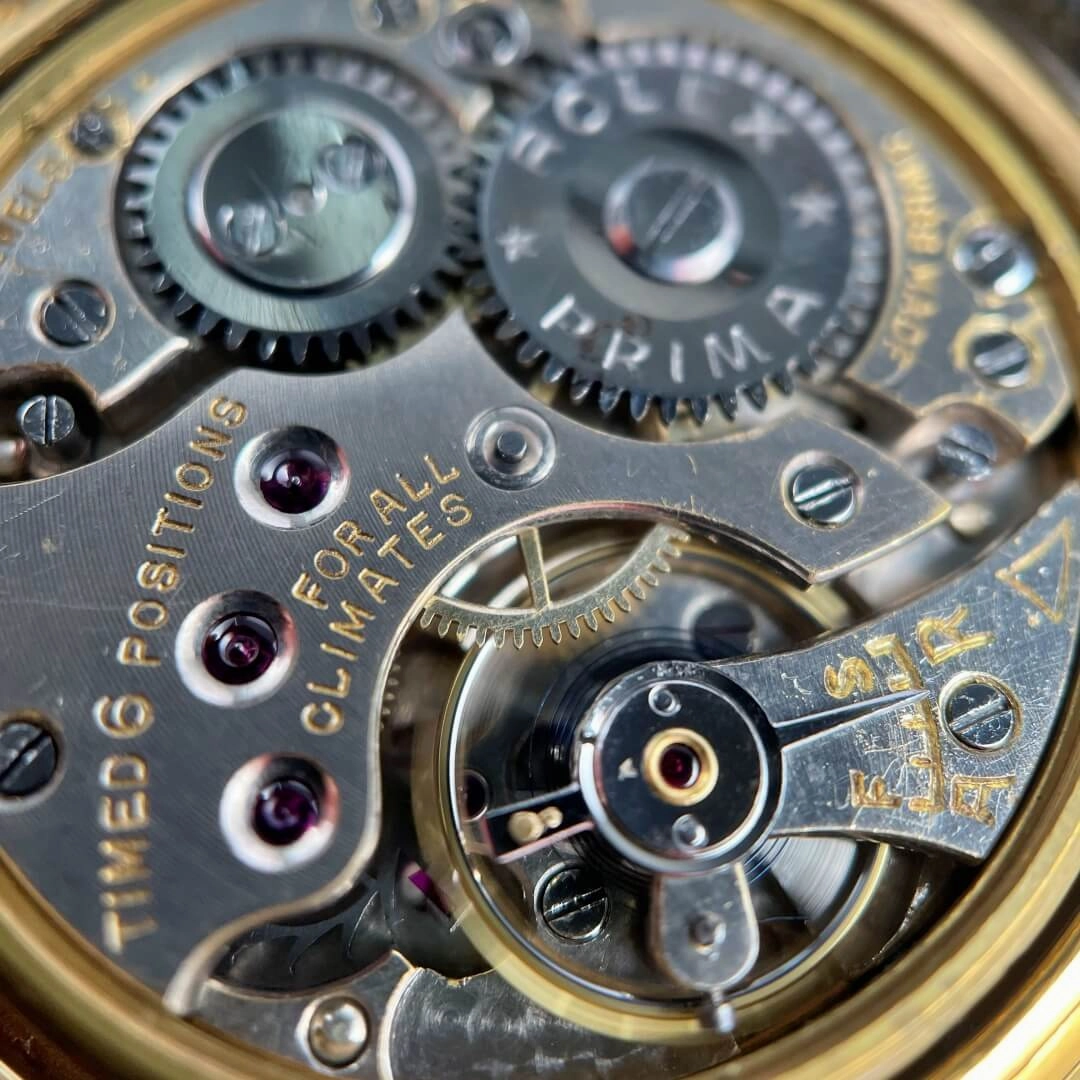 Rolex Oyster Cushion 9k Gold, 1930