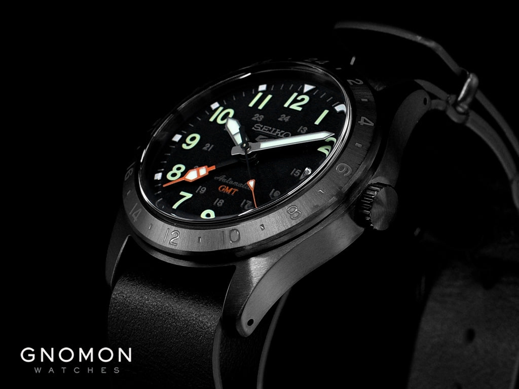 Seiko 5 Sports Field Street Style GMT Blackout Ref. SBSC013