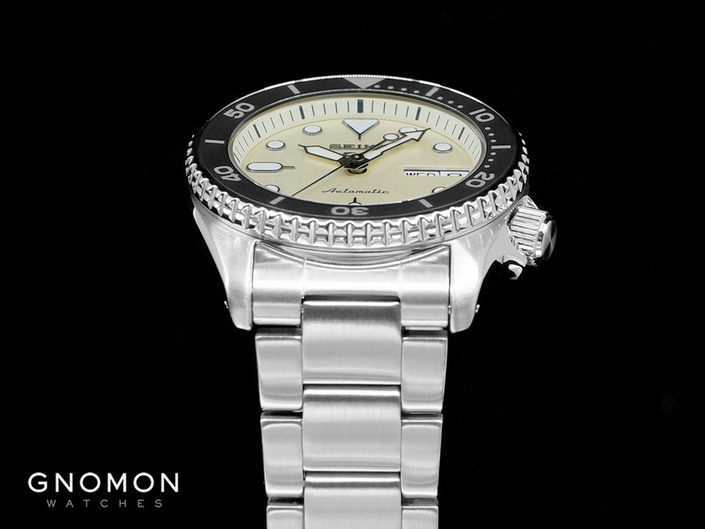 Seiko 5 Sports Sports Style 38mm Champagne White Ref. SBSA227