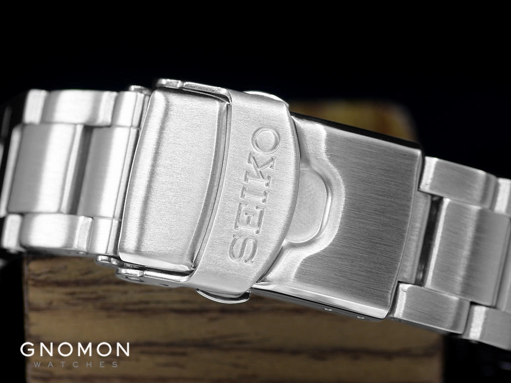 Seiko 5 Sports Sports Style 38mm Champagne White Ref. SBSA227