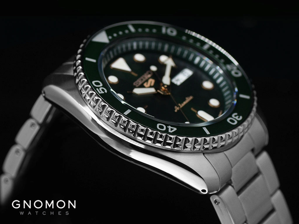 Seiko 5 Sports Sports Style Green Gilt Ref. SBSA013