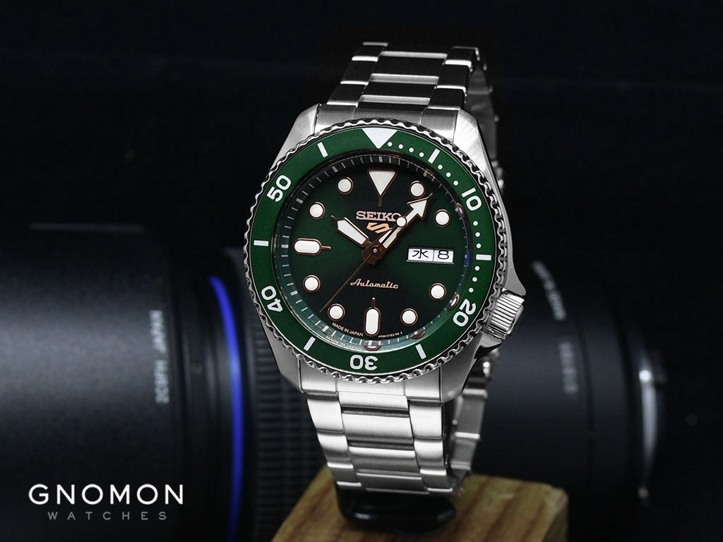 Seiko 5 Sports Sports Style Green Gilt Ref. SBSA013
