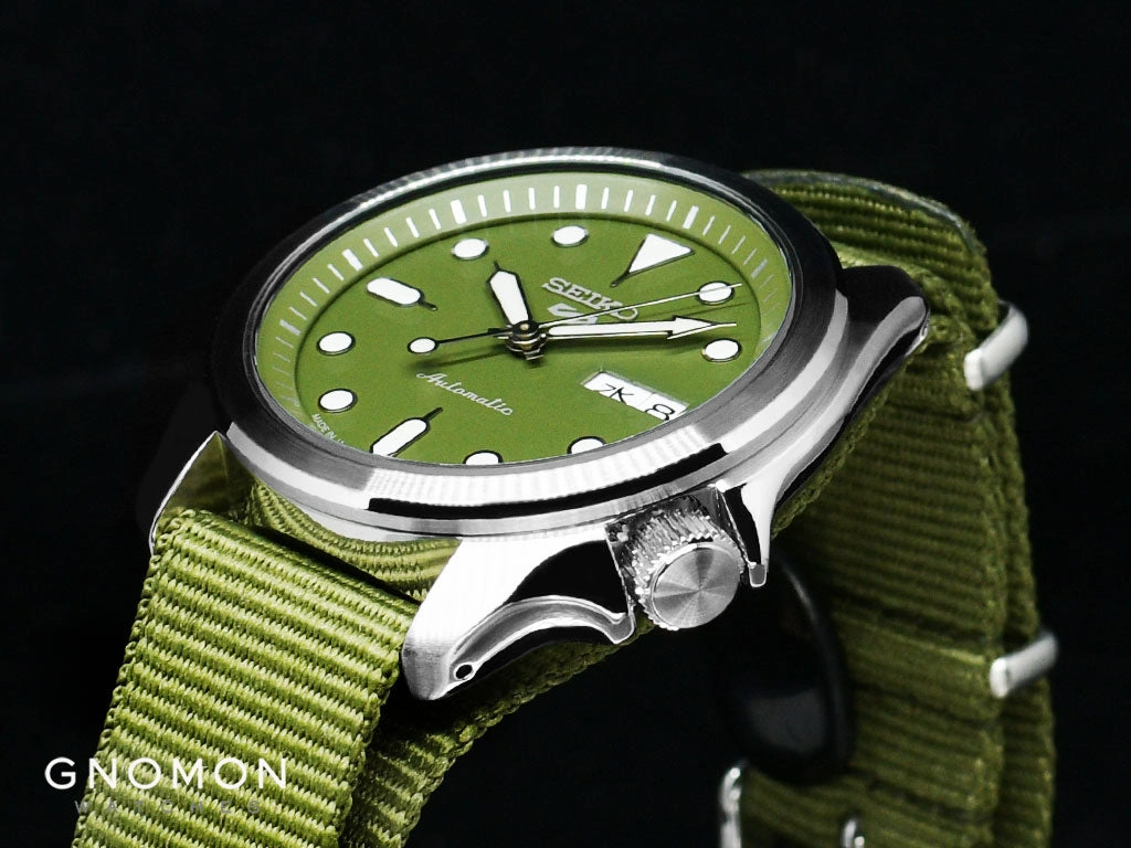 Seiko 5 Sports Sports Style Military Green 40 Ref. SBSA055
