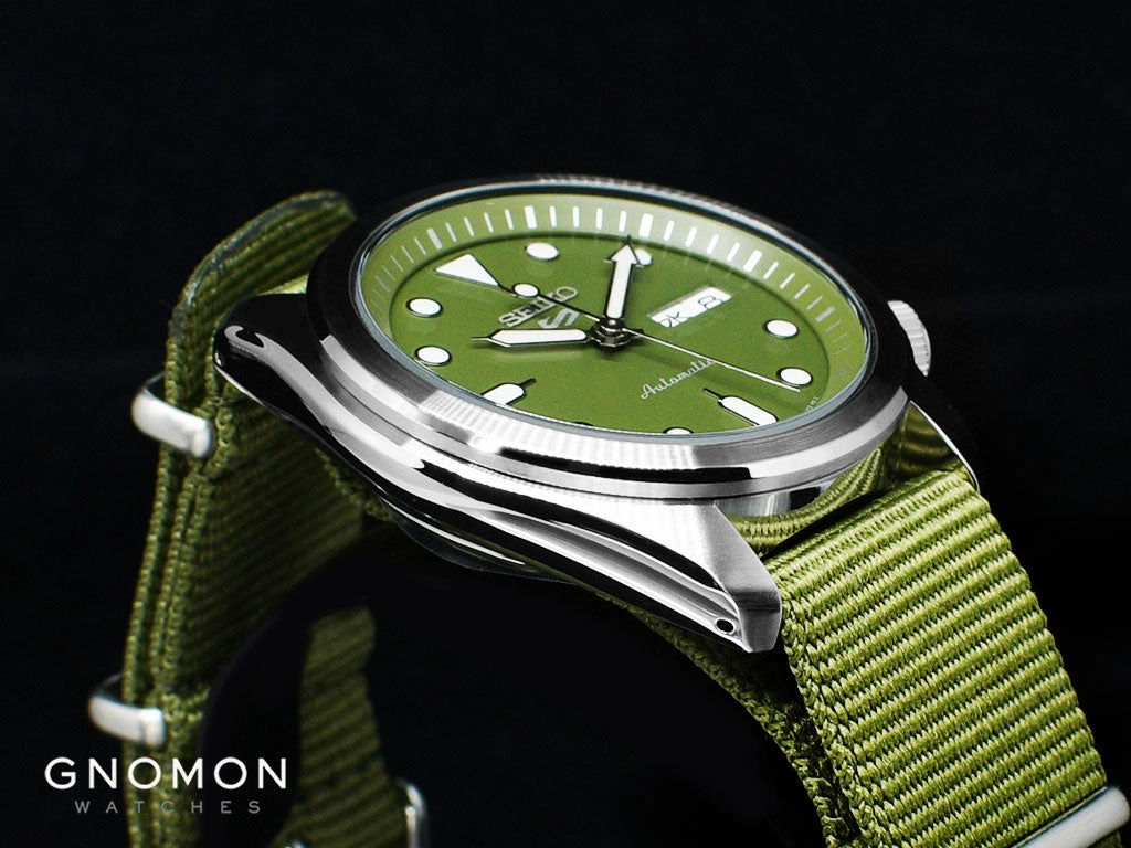 Seiko 5 Sports Sports Style Military Green 40 Ref. SBSA055