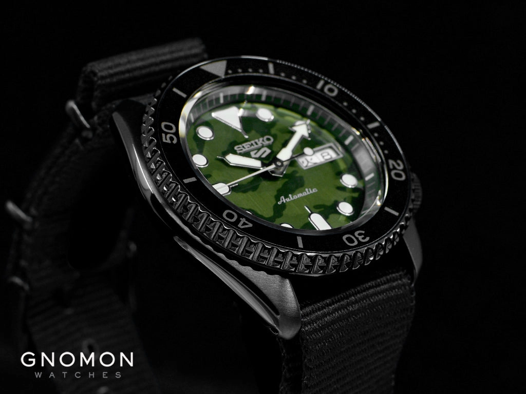 Seiko 5 Sports Street Style Camo Green Ref. SBSA173